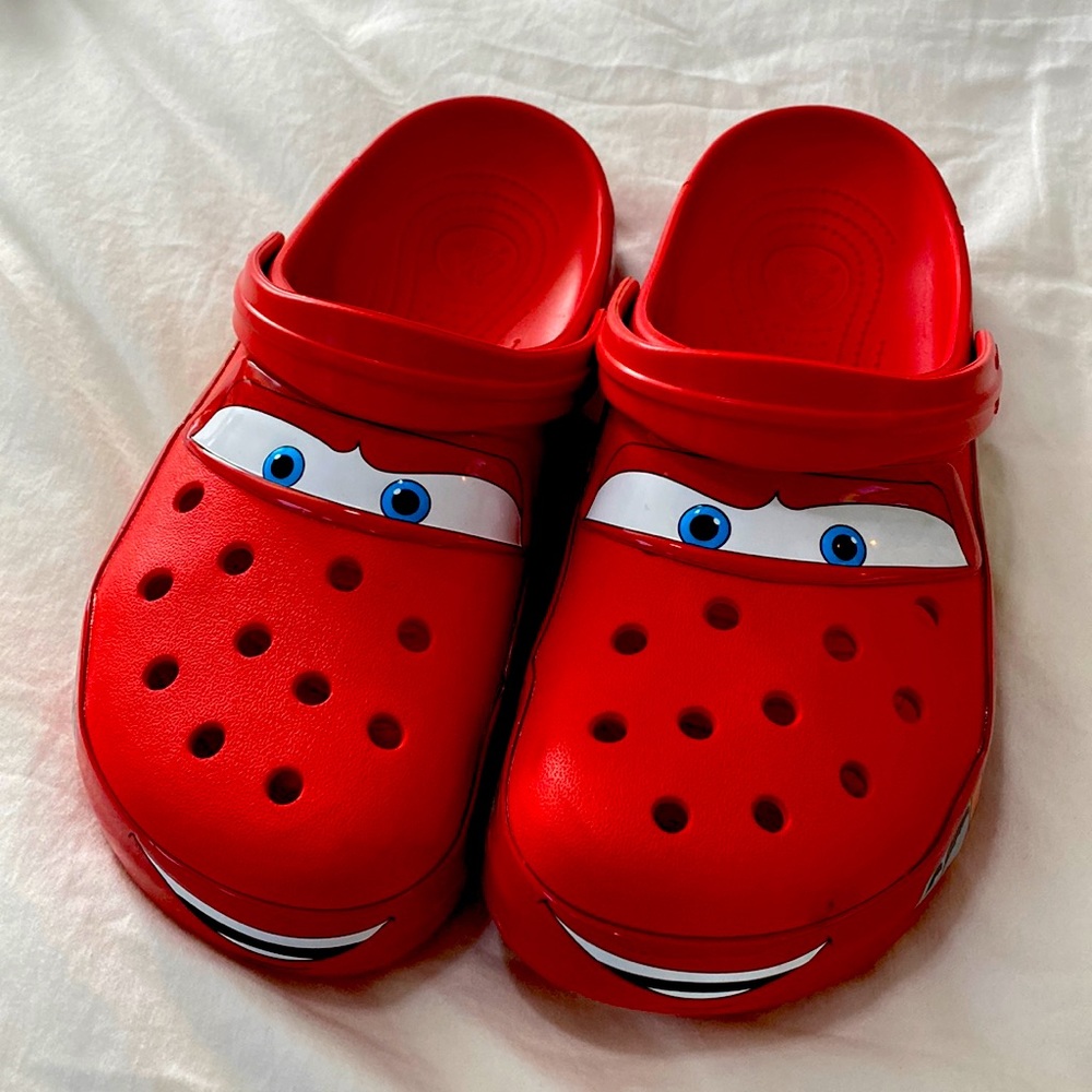Lightning McQueen crocs size men’s 11